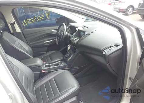 2016 Ford Escape Titanium from USA, damaged, VIN 1FMCU9J95GUC08022